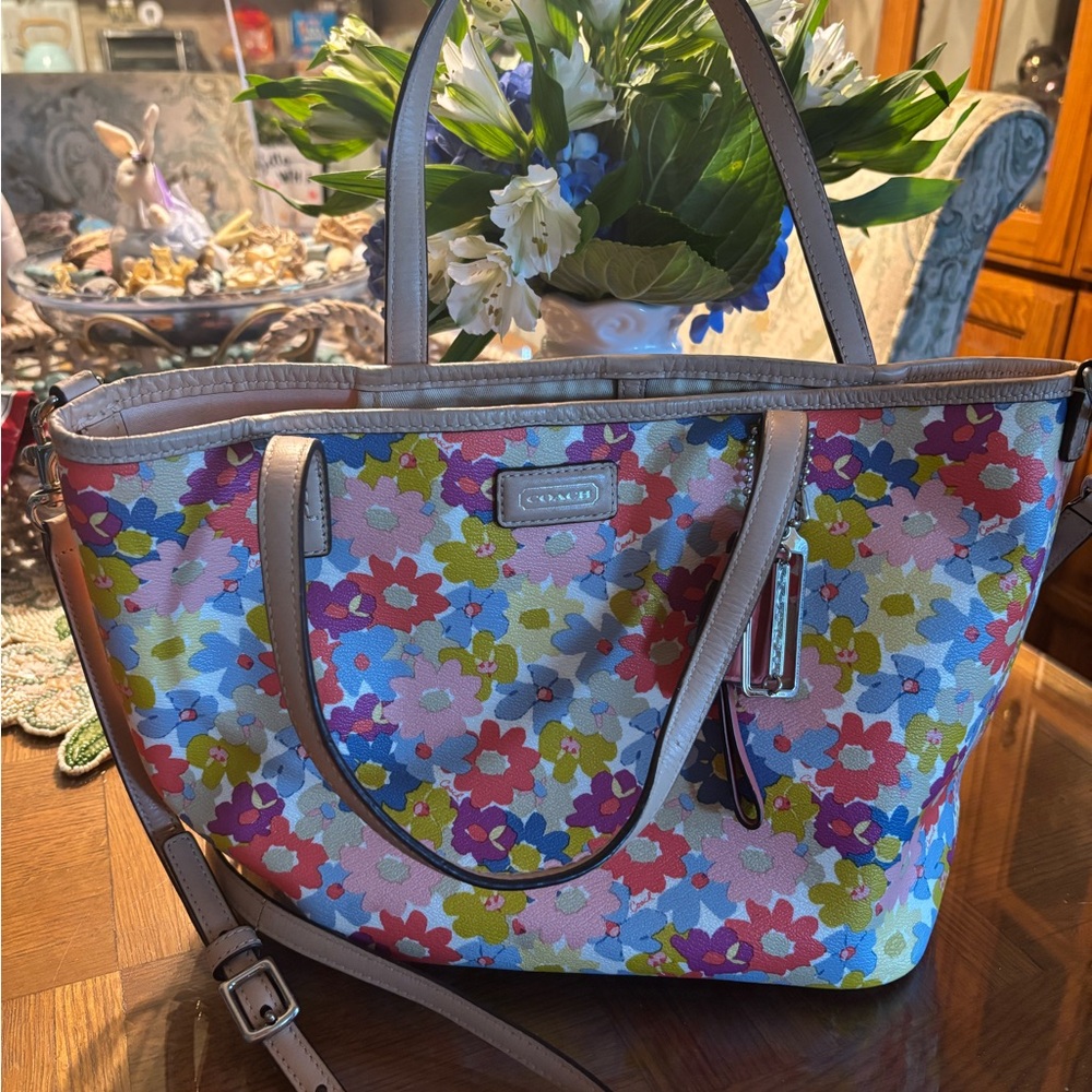 Y2K-Coach Floral Canvas Tote in Pink, Blue, Yellow, Green